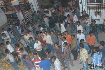 Pandavulu Pandavulu Tummeda Team Visits Theatres in Hyderabad